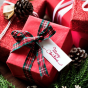 7 priceless gifts for seniors this holiday
